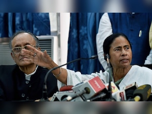 West Bengal presents farmer-friendly budget keeping an eye on Panchayat elections