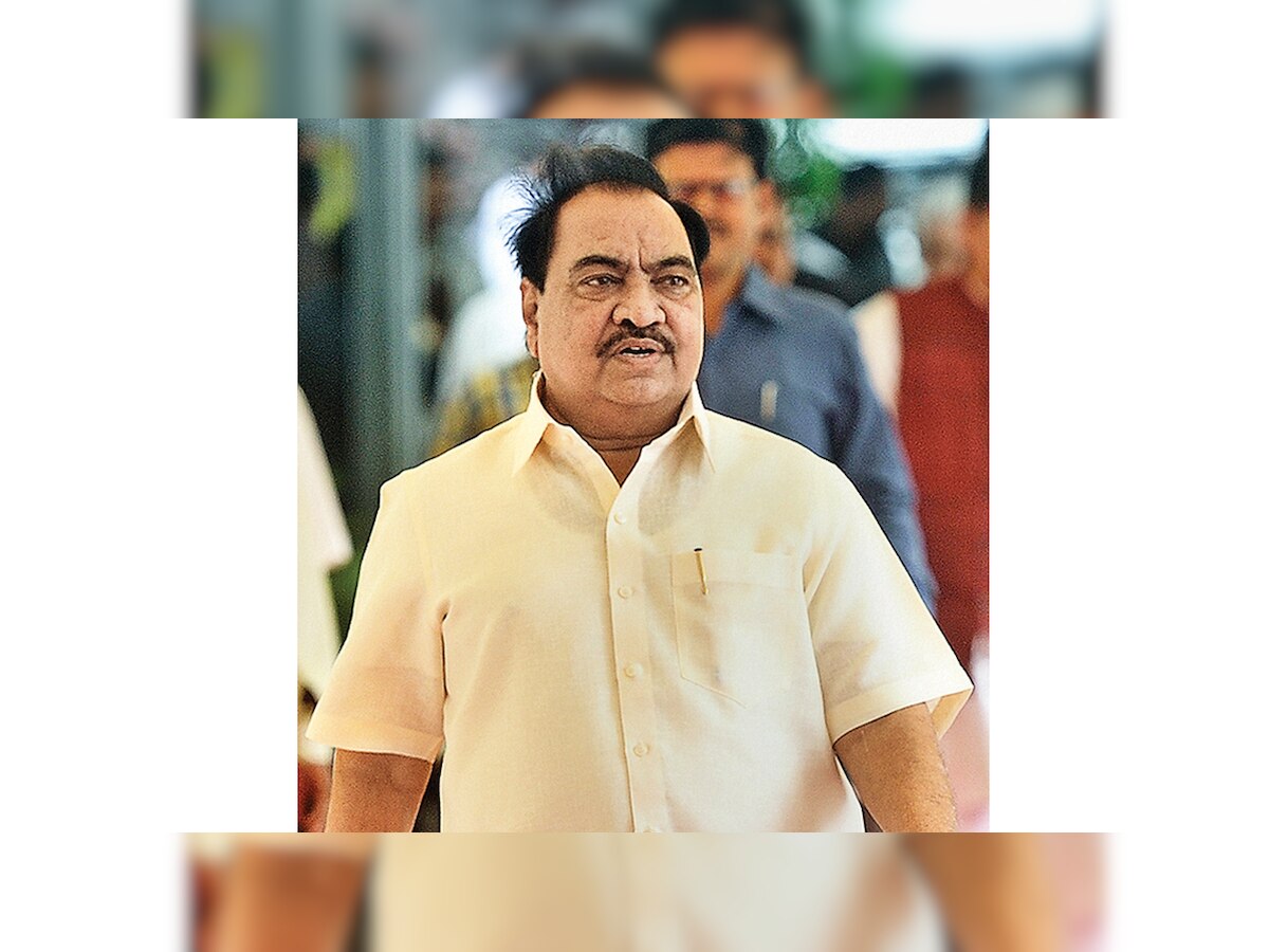 Eknath Khadse uses community forum to assert his leadership