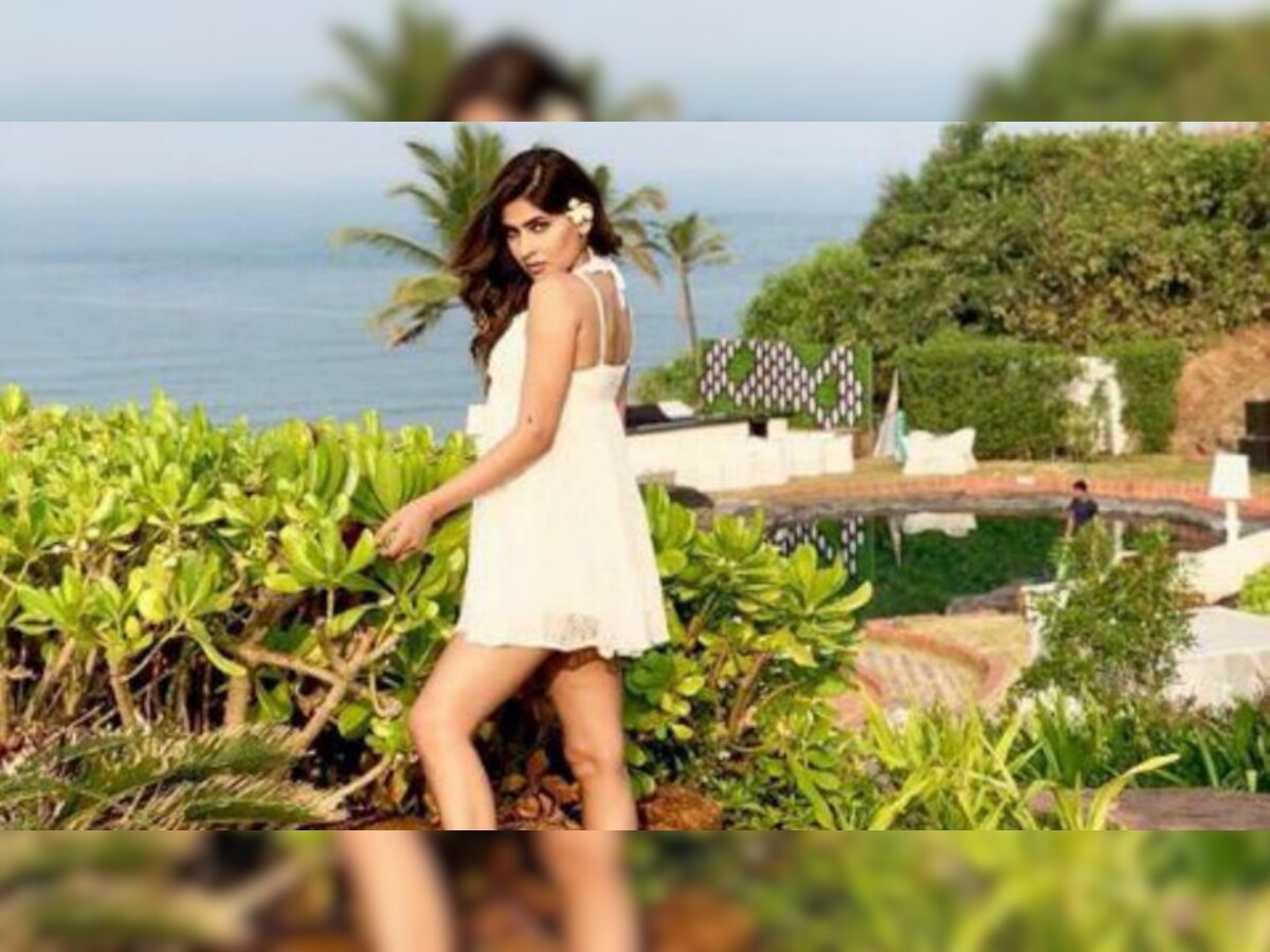 Too hot to handle: Ragini MMS Returns actress Karishma Sharma spells black magic in bikini, see pics