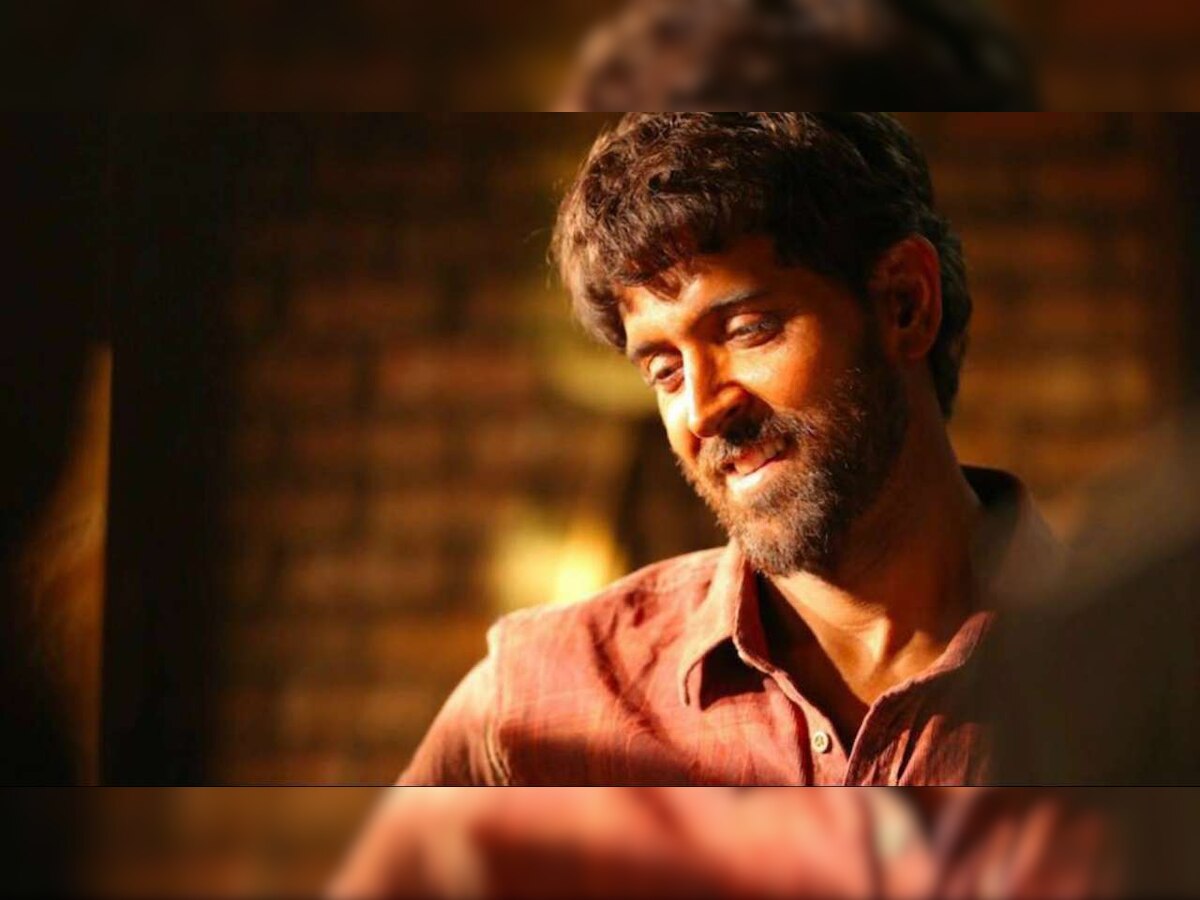 Don't miss Hrithik Roshan's moustached look for Anand Kumar biopic 'Super 30', see pics