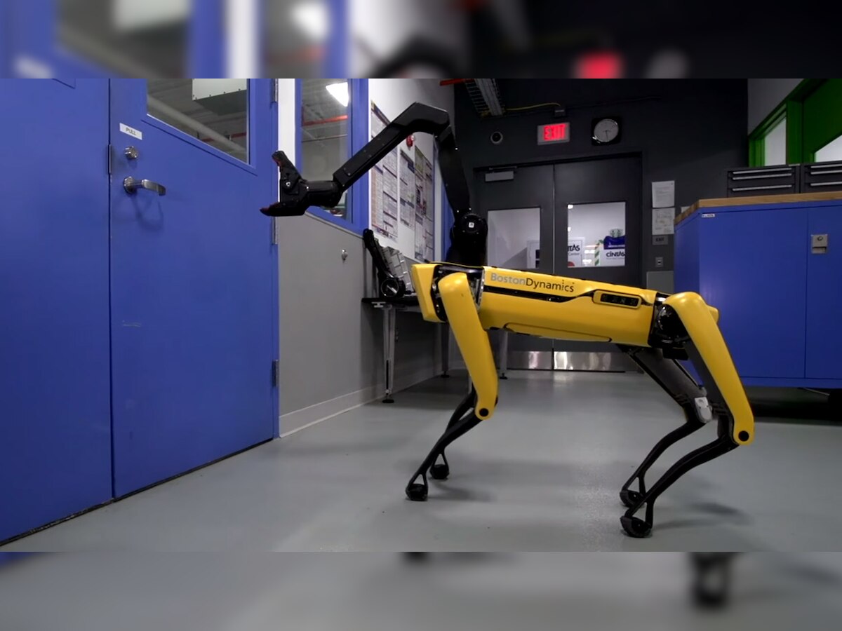 Twitter panics after video of robots opening lock looks eerily similar to 'Black Mirror's Metalhead