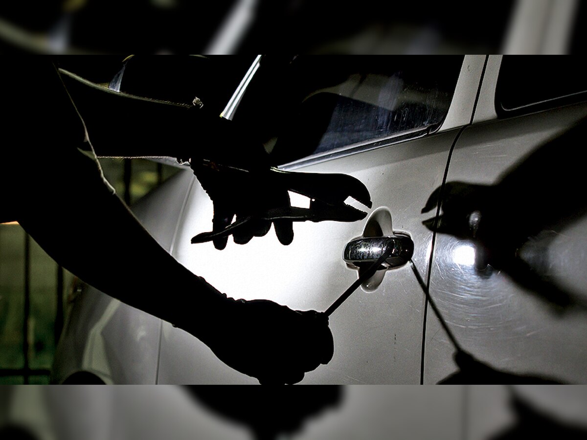 The insider view of scrap-steal-sell operations in Delhi