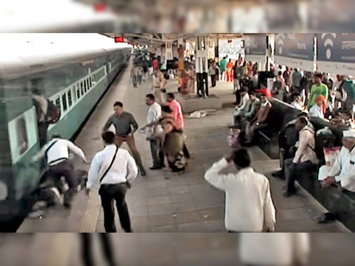 Quick-thinking Central Railway staff saves man's life