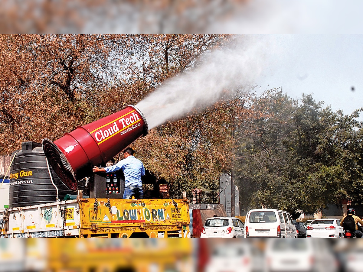 Delhi government launches anti-smog gun campaign