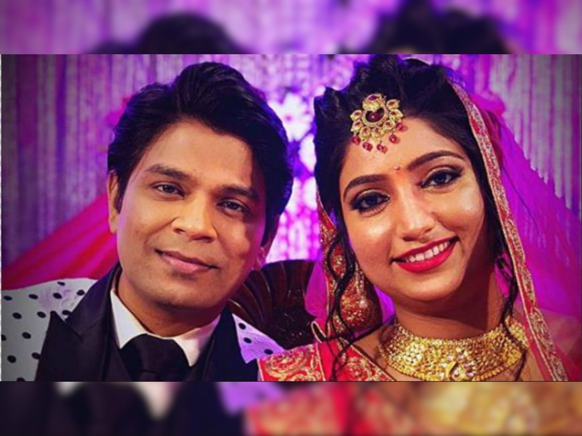 'Sun Raha Hai Na Tu' fame singer Ankit Tiwari gets engaged to Pallavi, pics inside