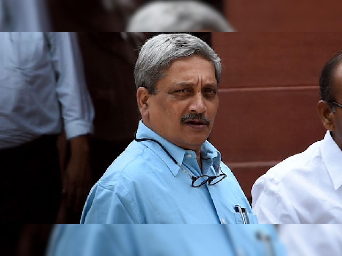 Manohar Parrikar arrives in Goa, expected to table budget today