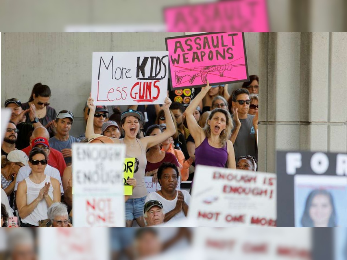 US gun lobby slams anti-gun 'elites' after Florida school shooting
