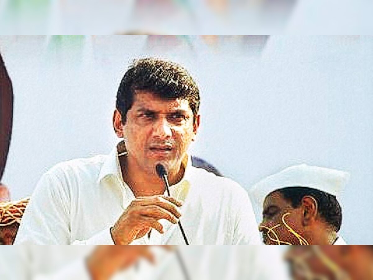 Mumbai: Boat carrying Congress MLA overturns near Madh Island; one cop injured