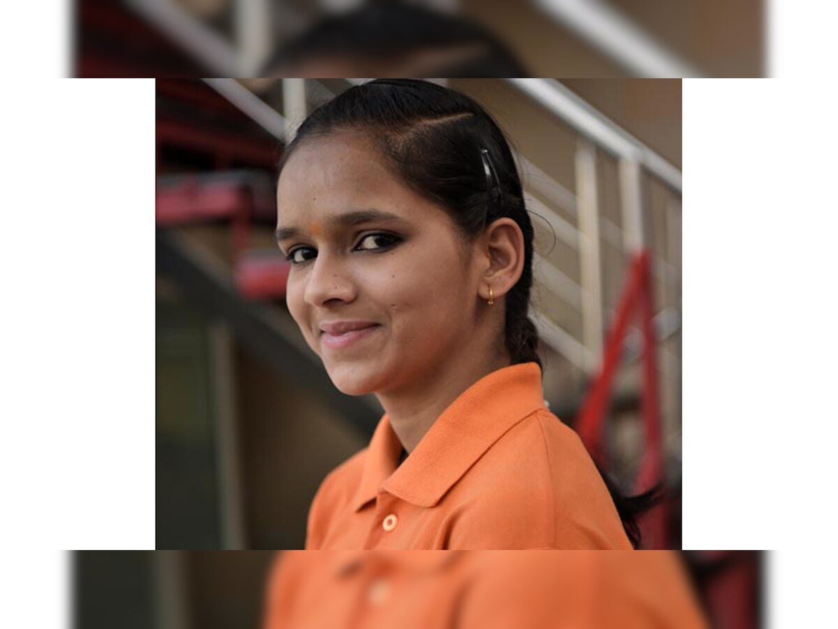 15-year-old city girl 'postures' her way to record book