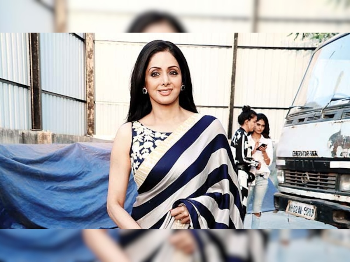 Sridevi's sudden demise unites the Kapoor family, Arjun Kapoor leaves Namastey England shoot to be with Boney Kapoor