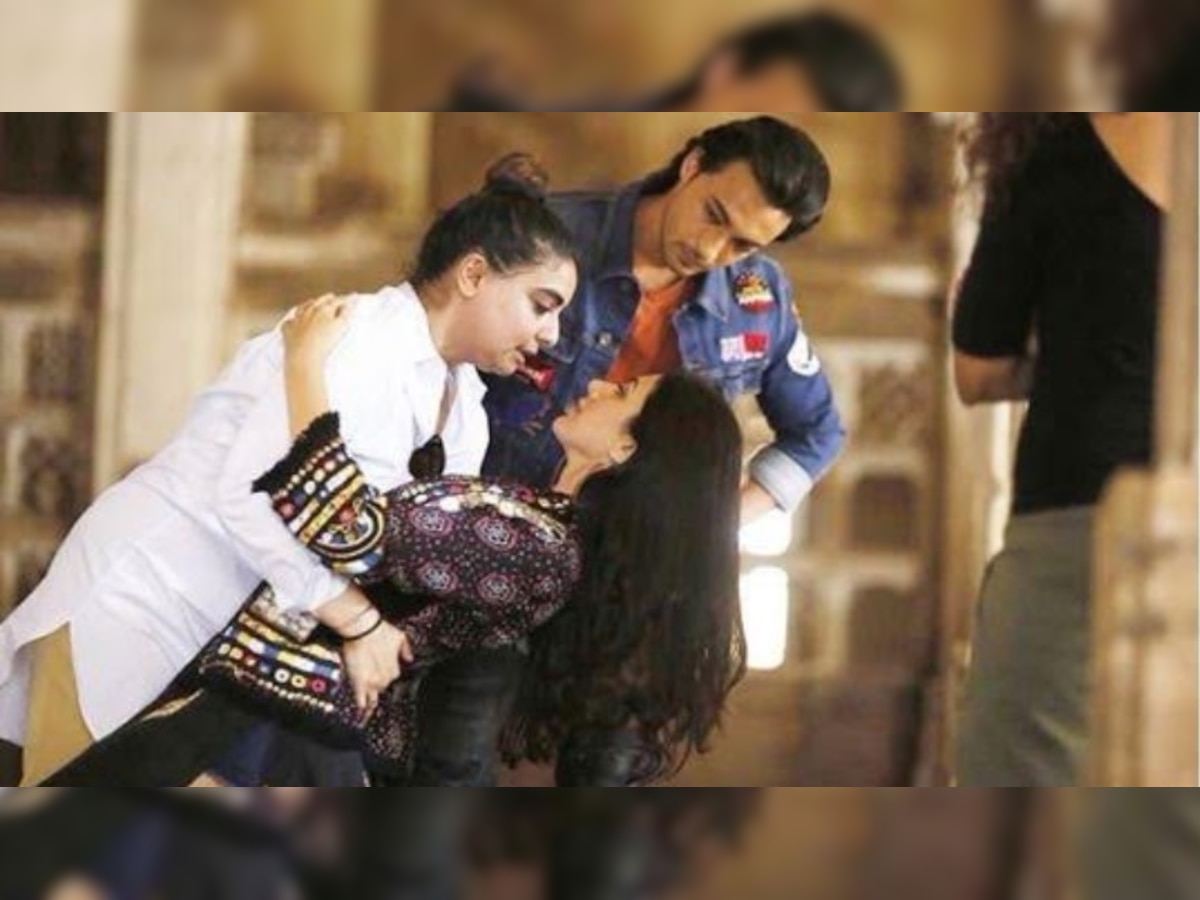 Loveratri: Vaibhavi Merchant turns choreographer for the first song of Aayush Sharma and Warina Hussain