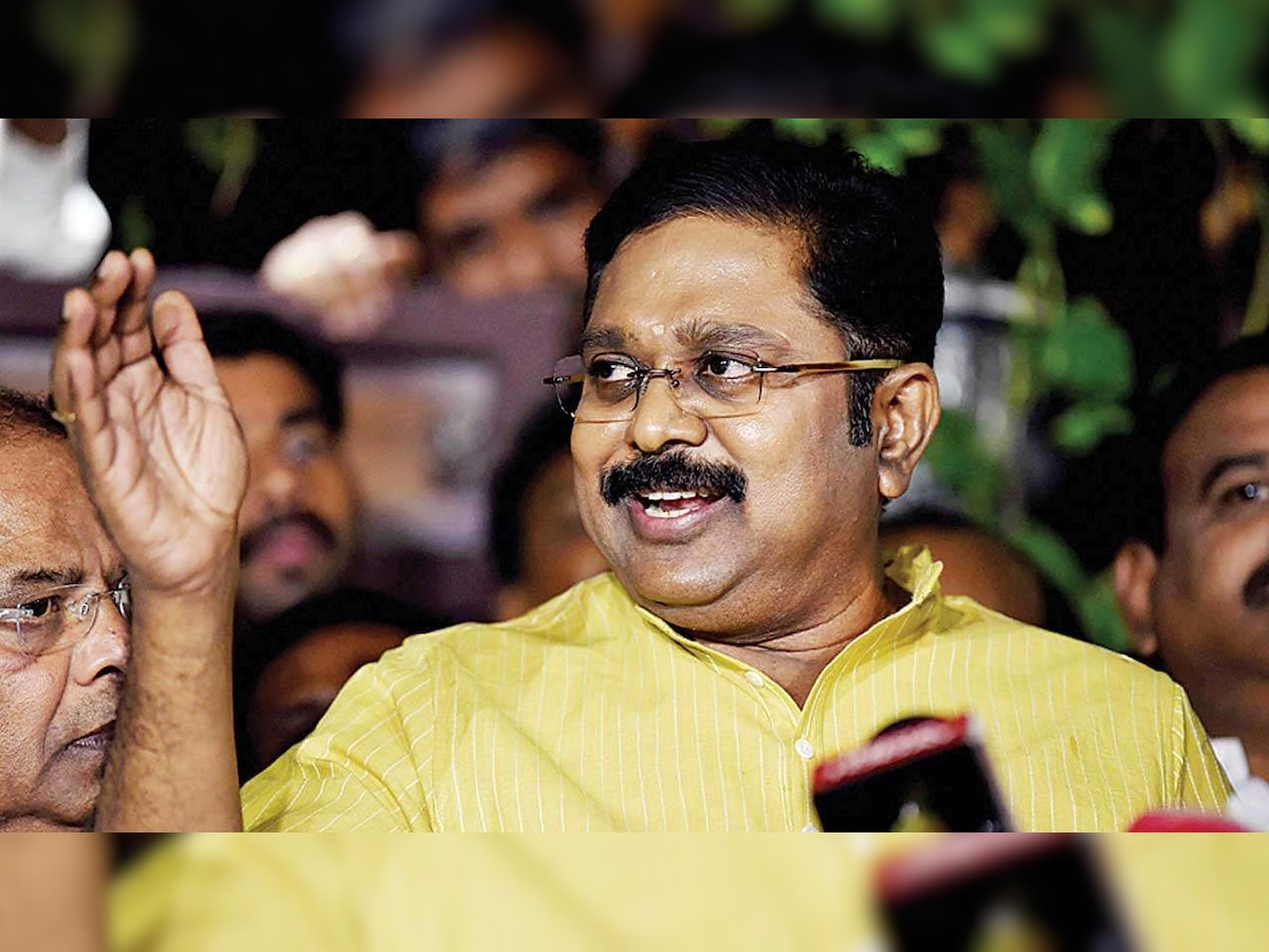 TTV Dhinakaran files caveat in SC regarding party symbol