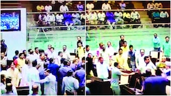 BJP, Congress seek to end Gujarat assembly impasse