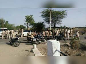 Gujarat: 60 farmers detained, 10 injured as police fire tear gas shells to control crowd