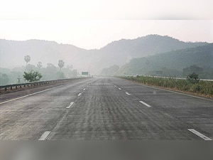 NHAI plans to award 3,000 km projects in Bharatmala push