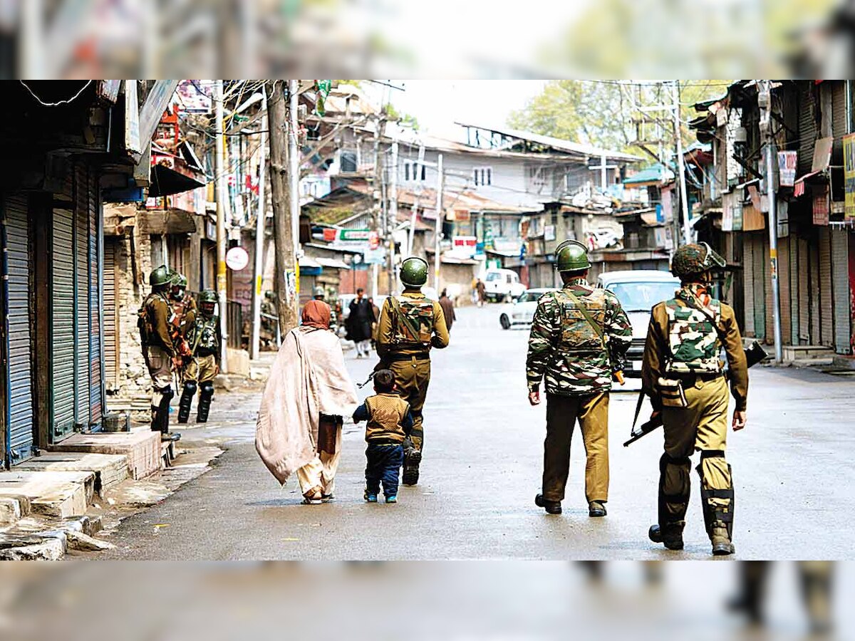 Soldier killed, 4 others injured in Pakistan shelling
