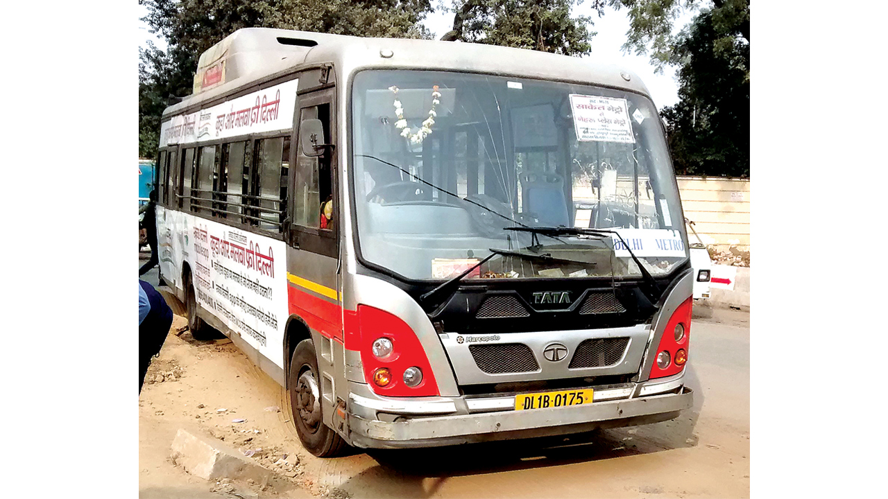 DMRC to bring over 900 electric feeder buses for the convenience of the ...