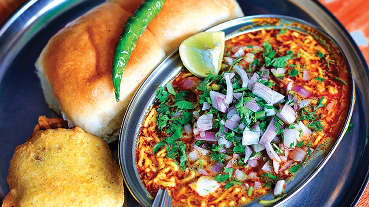 Find State's Best Misal, Vada Pav At Fest In Girgaum This Weekend