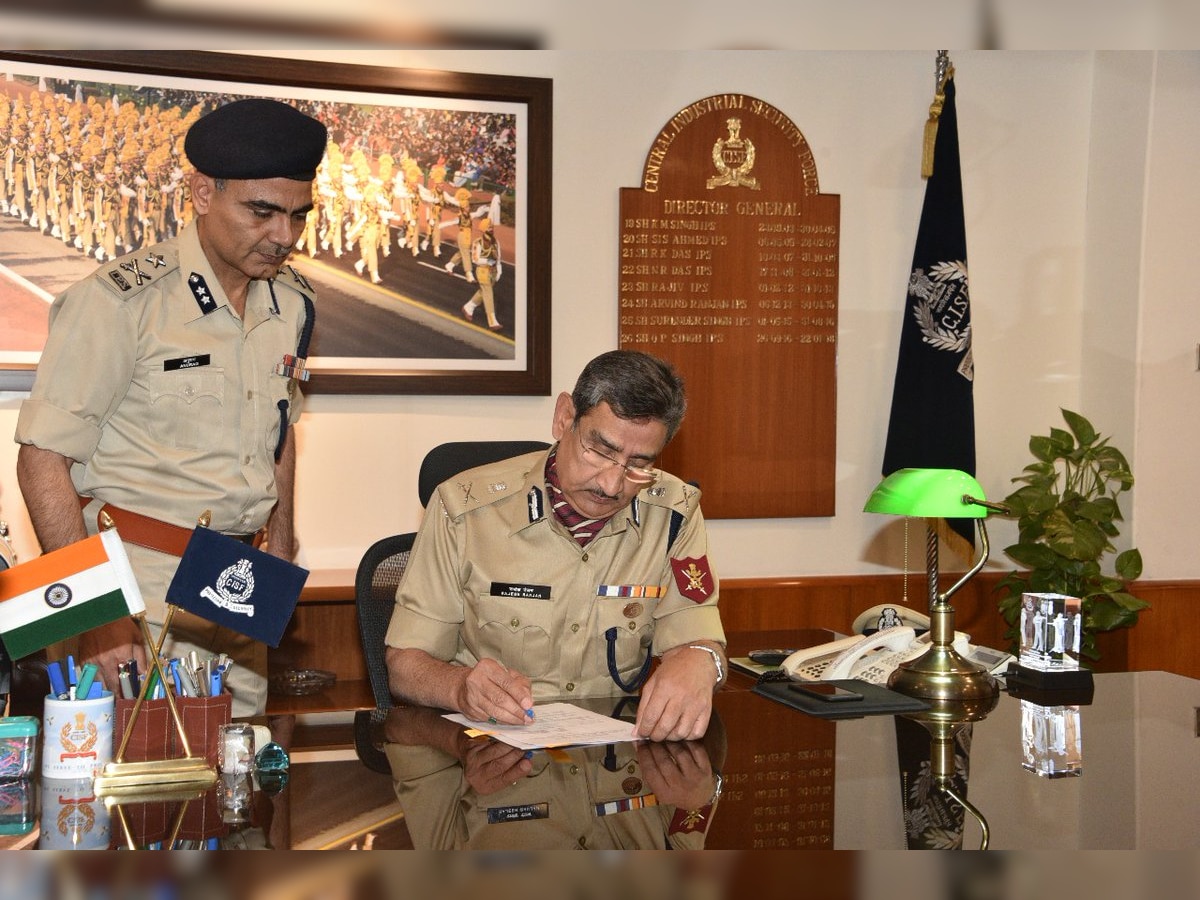 Bihar cadre IPS officer Rajesh Ranjan takes over as CISF DG