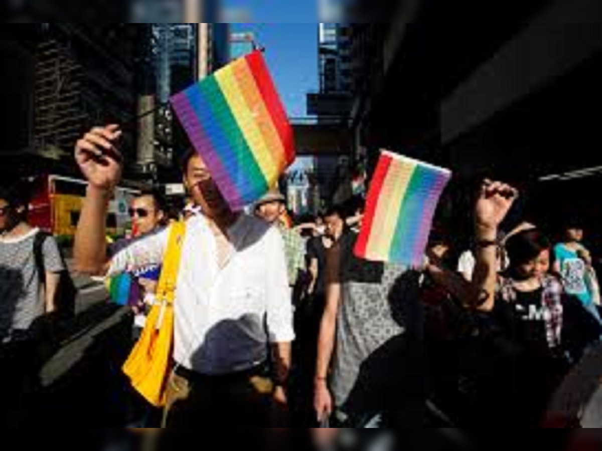 China's Sina Weibo reverses gay content clean-up after outcry