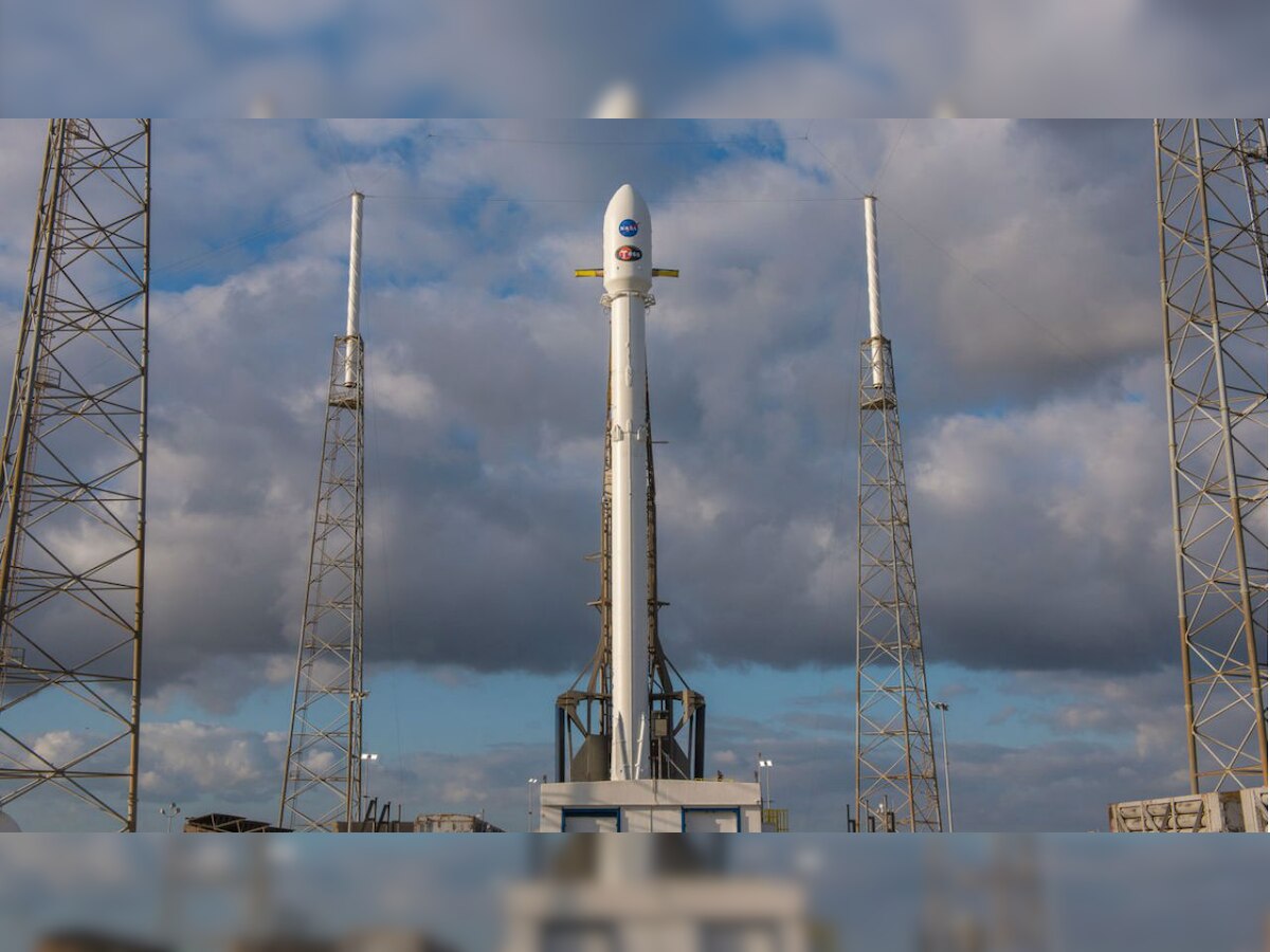 SpaceX successfully launches NASA's planet-hunting telescope