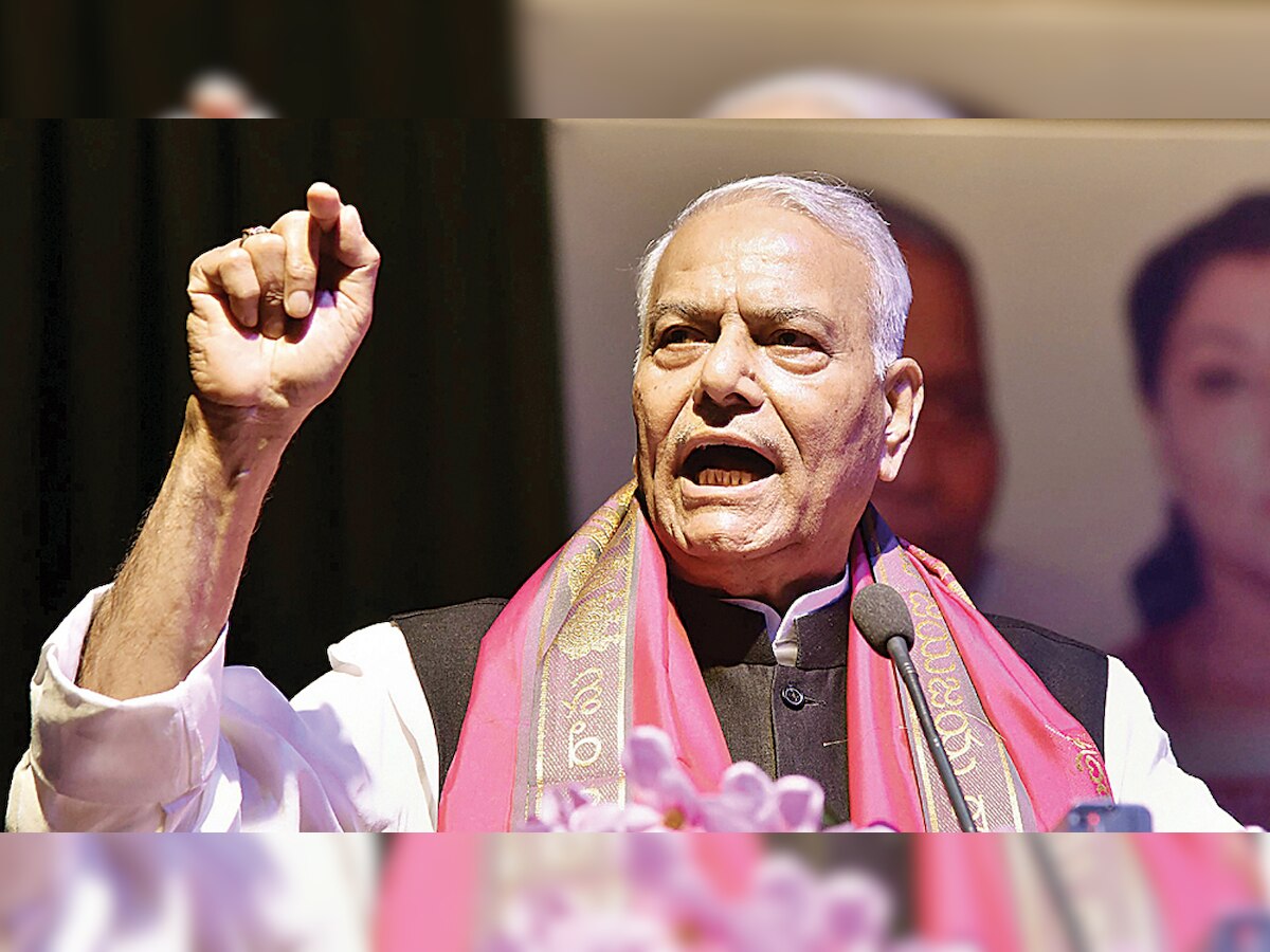 Govt making mockery of democracy: Yashwant Sinha