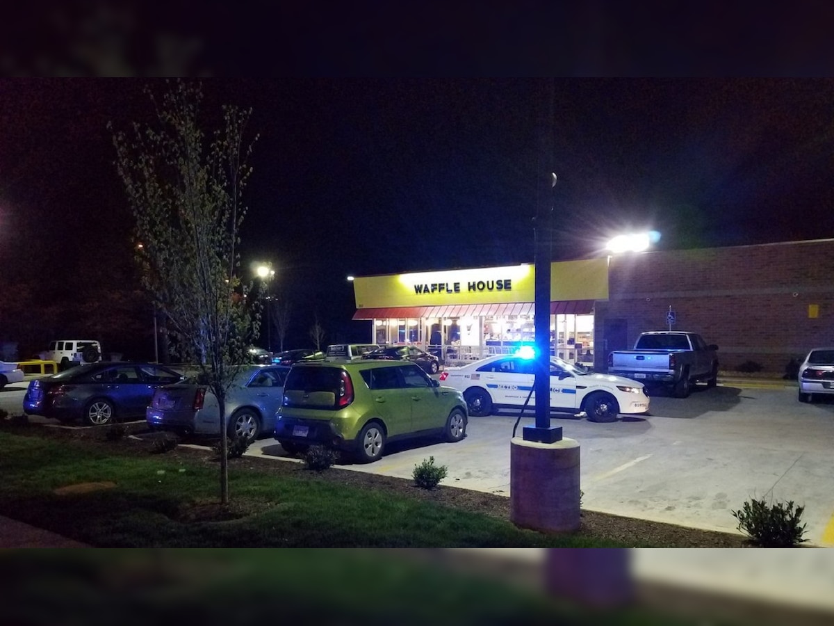 Waffle House shooting: Three killed as nude gunman opens fire at restaurant in Nashville