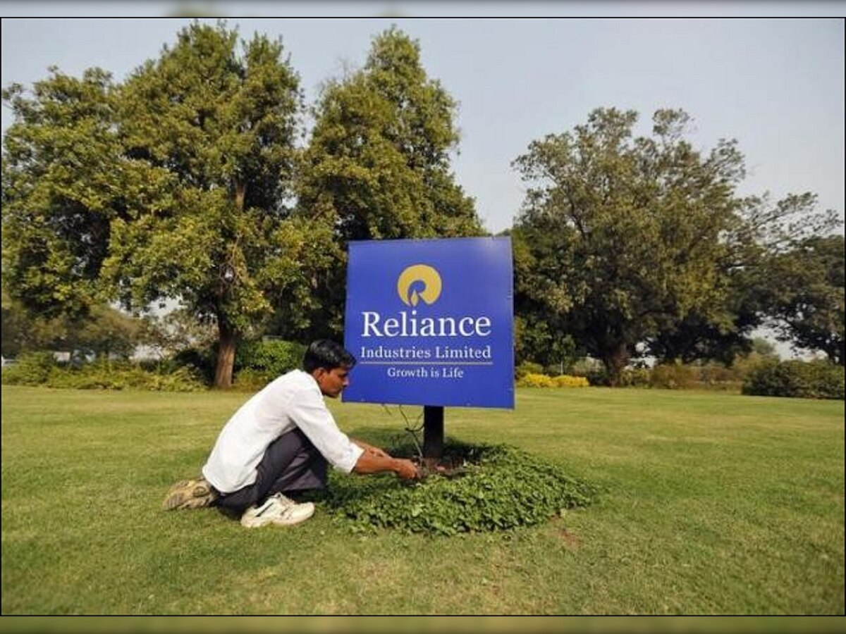 Reliance Naval and Engineering Q4 loss widens to Rs 409 crore