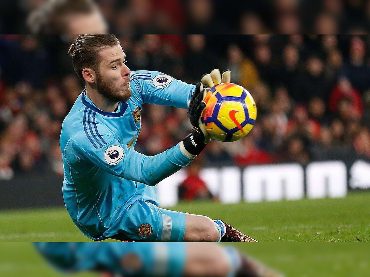 Manchester United's David de Gea impressed by wicketkeeper Tom Moores' 'reactions'