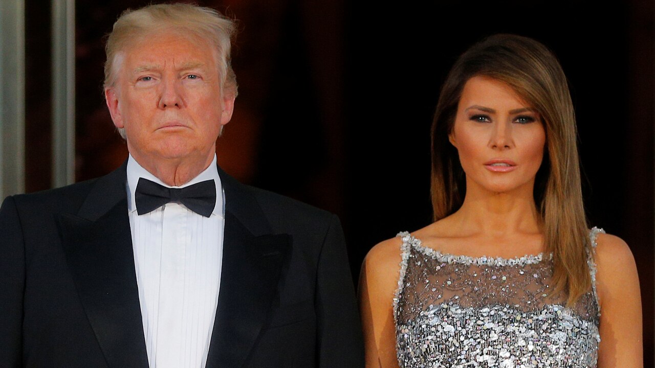 Awkward! US First Lady Melania Trump doesn't allow POTUS Donald Trump to hold her hands and