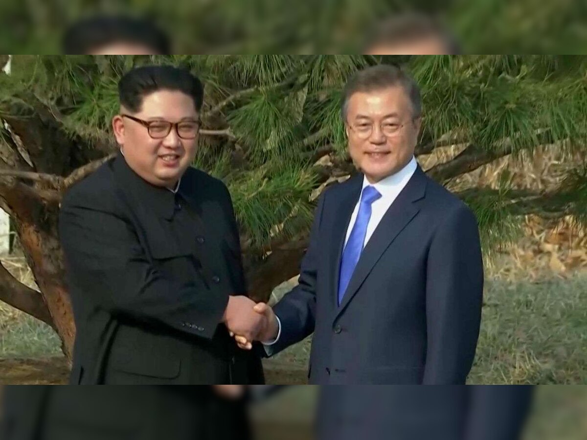 Kim Jong-un & Moon Jae-in vow to end Korea war