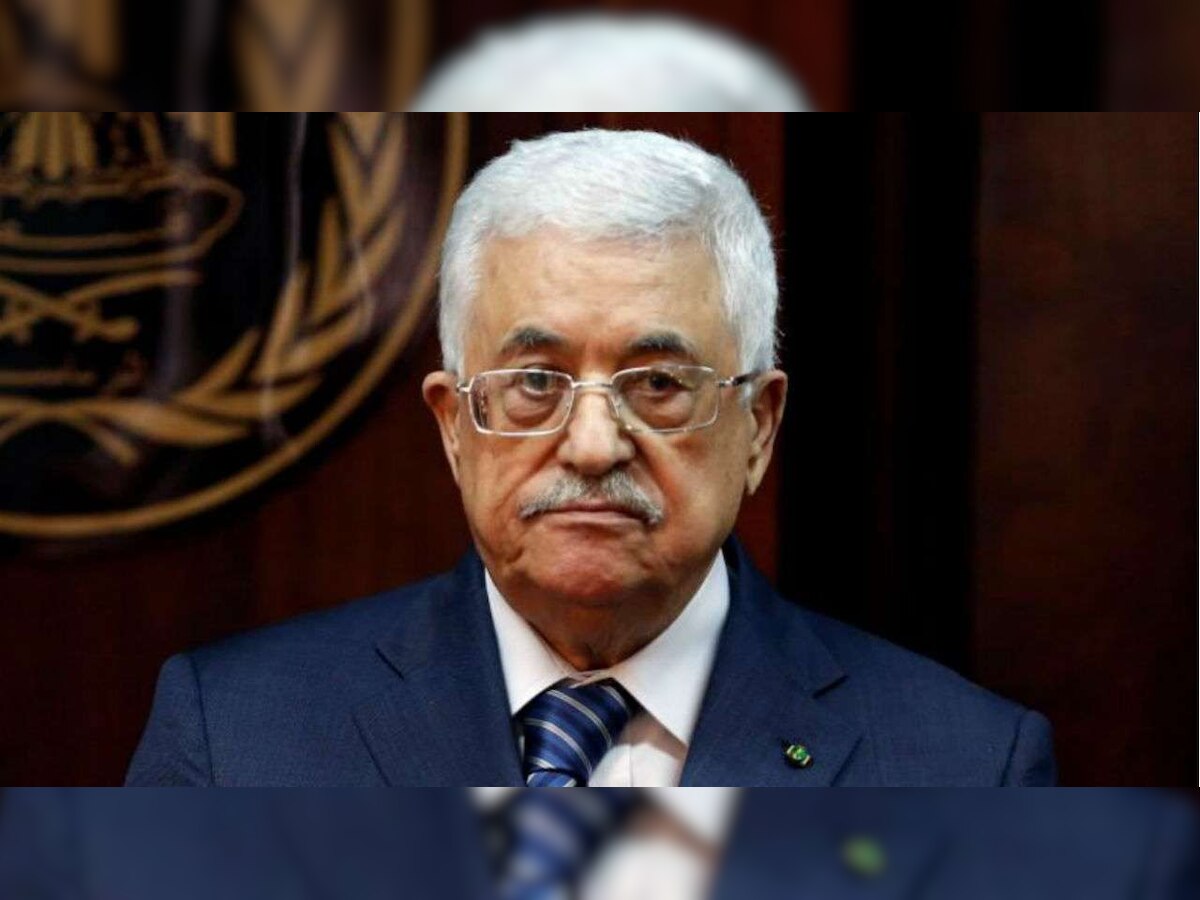 Palestinian President Mahmoud Abbas apologises for saying 'persecution of Jews was caused by their conduct'