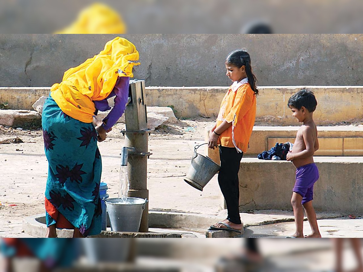 SC expresses concern over 'overexploitation' of groundwater in New Delhi; situation was semi-critical