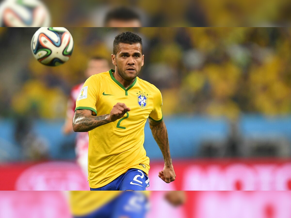 Brazil defender Dani Alves out of World Cup with knee injury