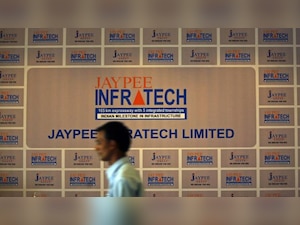 Supreme Court asks JAL to deposit Rs 1,000 crore