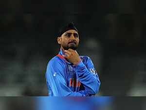 Harbhajan Singh asks India to shed apprehensions about pink ball Tests