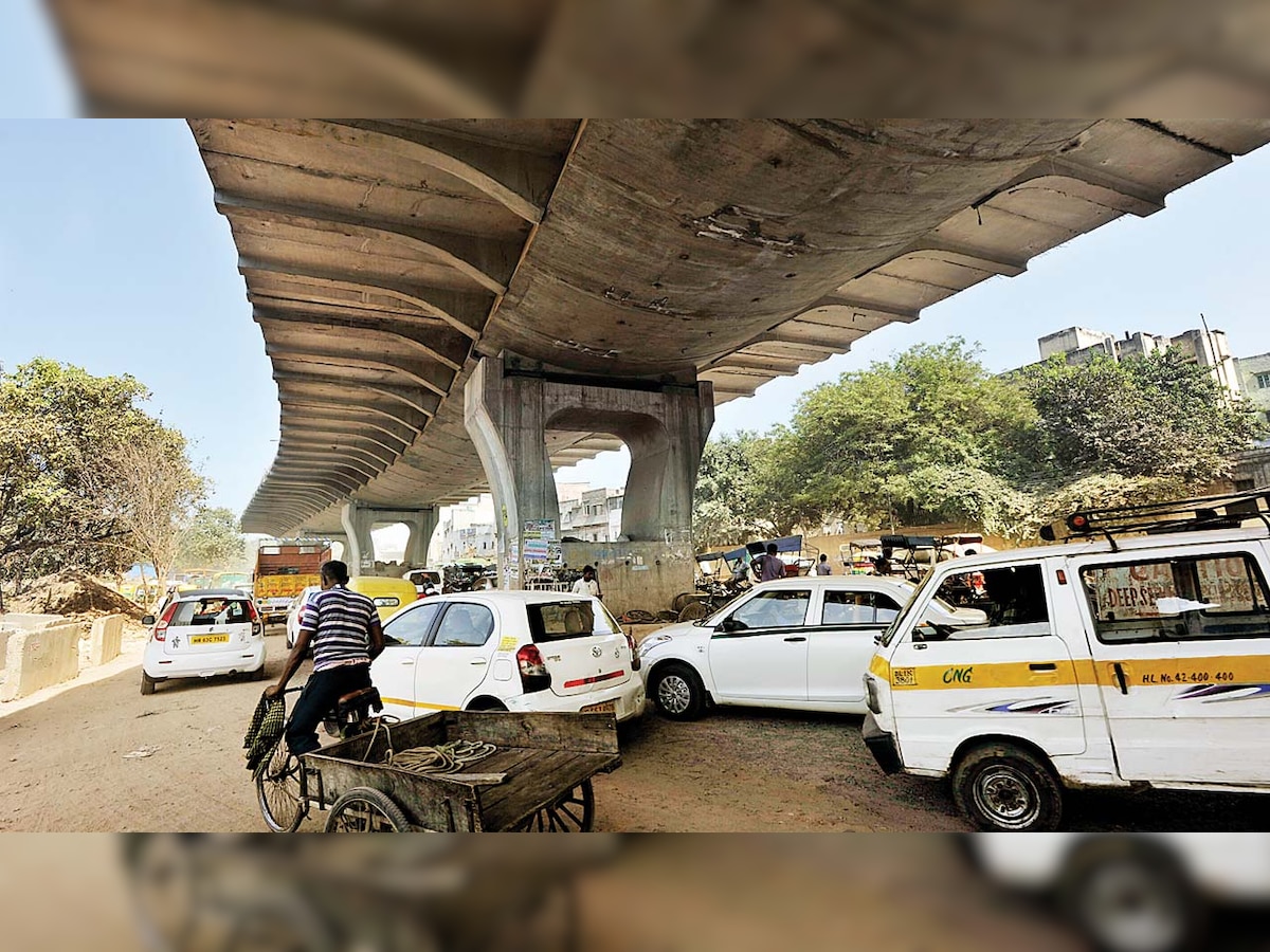 Delhi Govt officials under lens for Rs 100-cr flyover deal