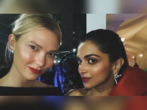 Karlie Kloss gives shout-out to Deepika Padukone on Twitter, here's what happened next