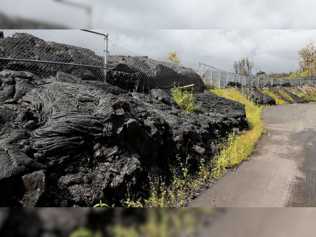 Hawaii Kilauea Volcano: Street swallowed by 'lava tide' as many more homes burn