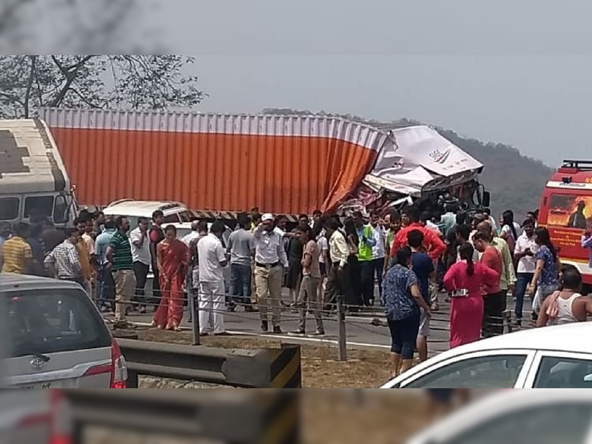 Mumbai-Pune Expressway accident: Traffic comes to standstill after six vehicles pile-up near Khalapur