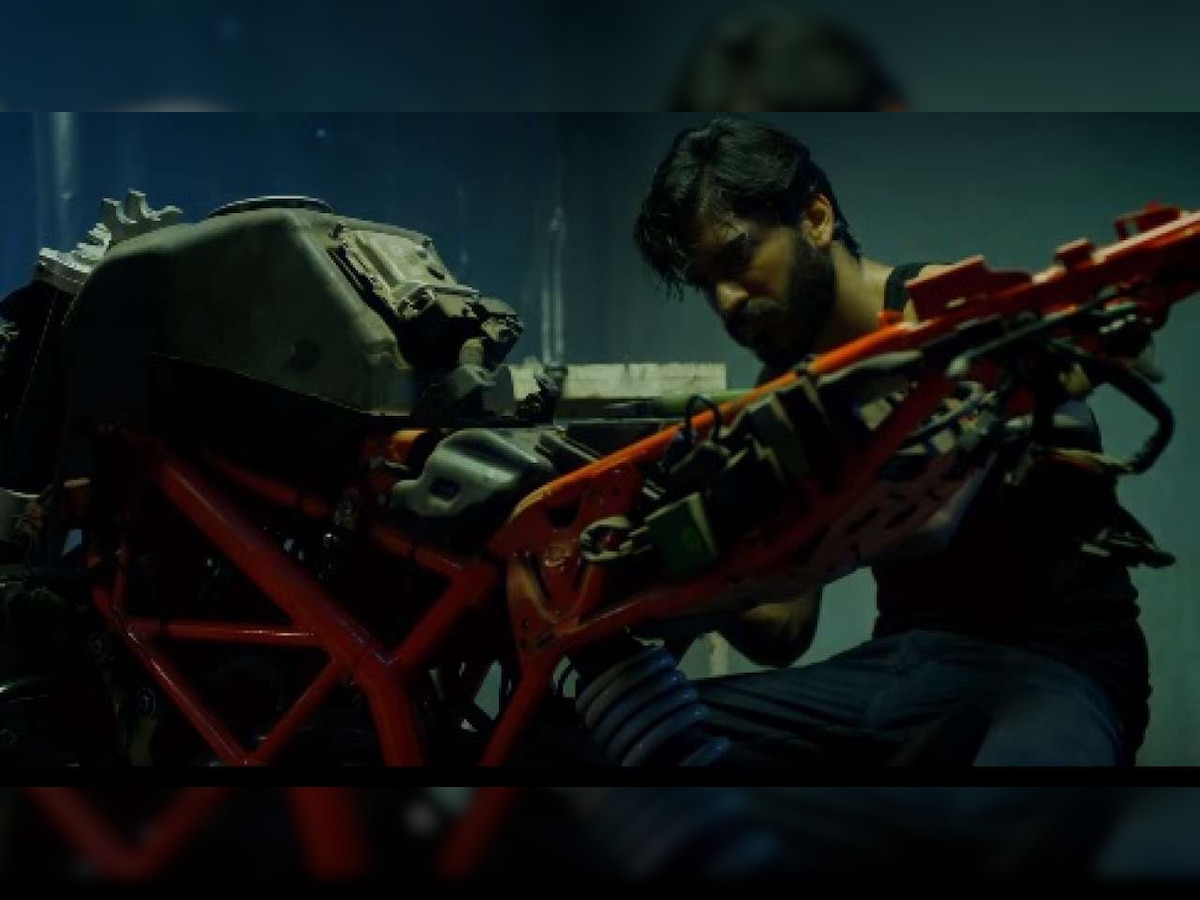 Did you know? Makers of Harshvardhan Kapoor's Bhavesh Joshi Superhero spent 2 years in research for designing the look 