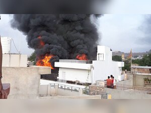Major fire breaks out in Jodhpur plastic warehouse