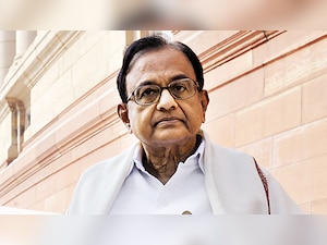 Trial court gives P Chidambaram brief relief in Aircel-Maxis case