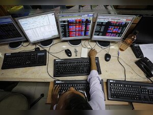 Sensex soars 416 pts on F&O expiry; GDP data eyed