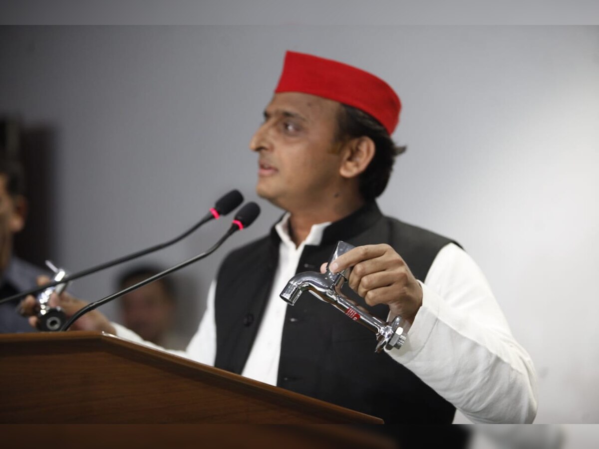 Let government submit list of items missing from bungalow, will pay for it: Akhilesh alleges conspiracy to defame him