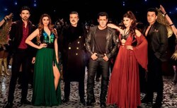 Race 3 Box Office prediction: Salman Khan's film to mint Rs 30 crore on day 1, over Rs 100 crore in the opening weekend