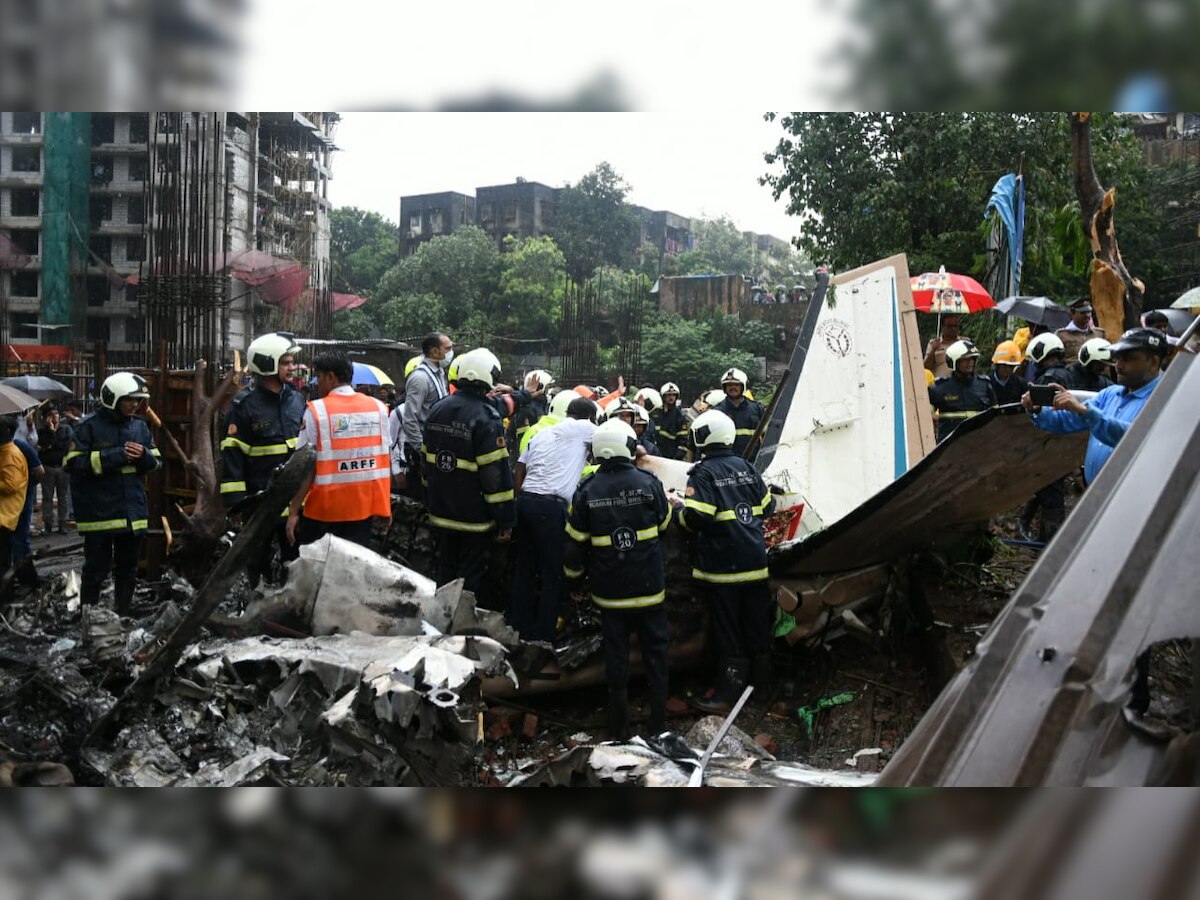 Ghatkopar plane crash: Pilots were forced to fly in bad weather, say families  