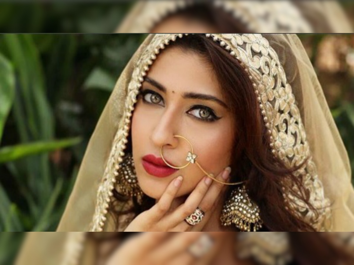 TV hottie Sonarika Bhadoria aka Parvati from 'Mahadev' to be back as Anarkali in 'Mughal-E-Azam' 