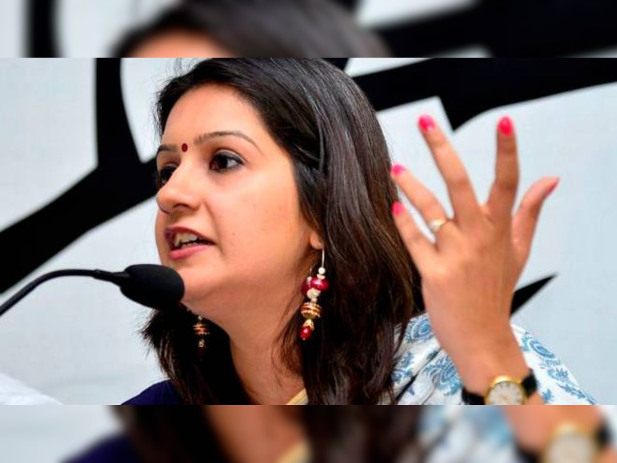 Mumbai Police arrests man for tweeting rape threats against Congress leader Priyanka Chaturvedi's daughter