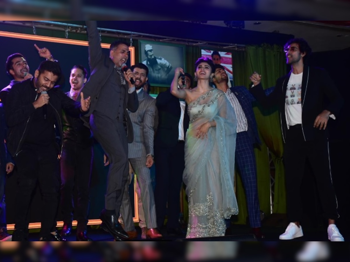 5 moments from Akshay Kumar-Mouni Roy's Gold music launch that made the event memorable!